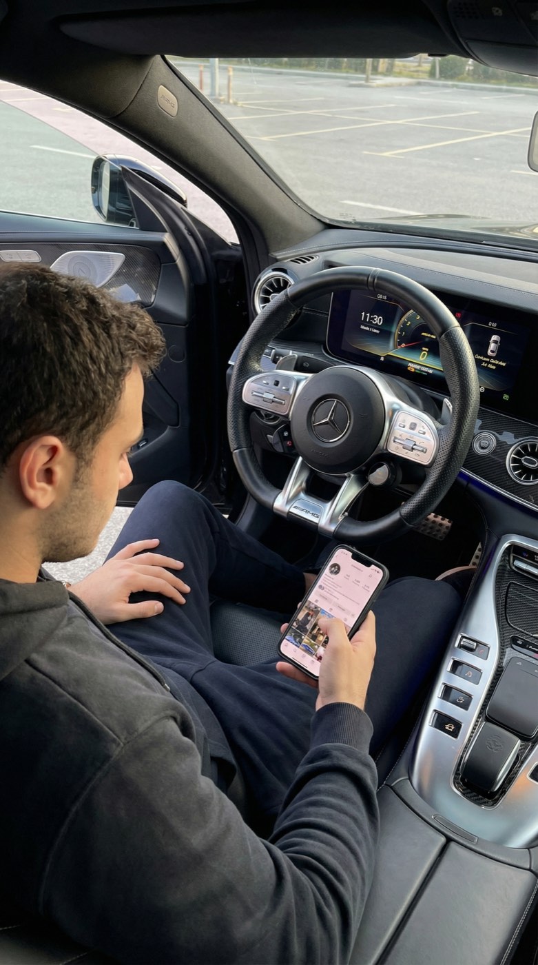 Mercedes-AMG GT 63 S örnek görsel